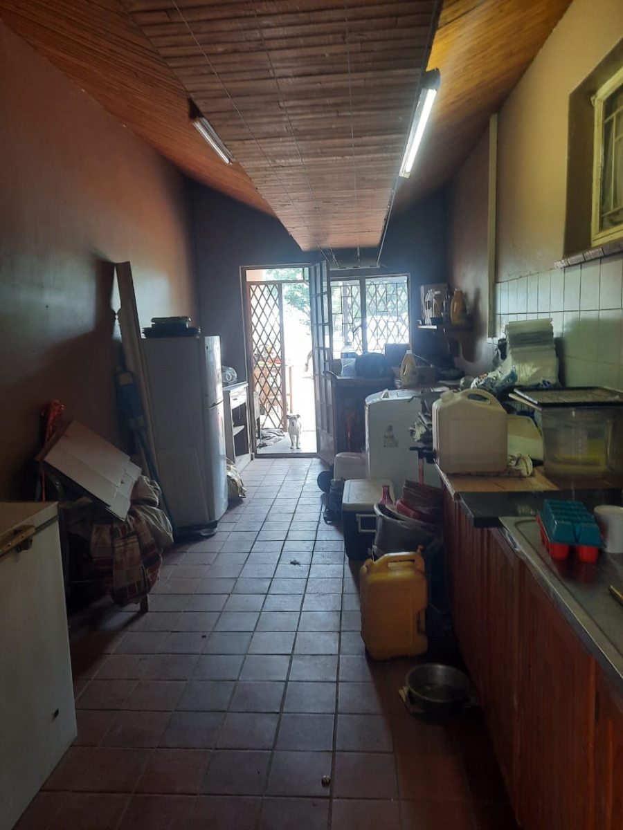 6 Bedroom Property for Sale in Odendaalsrus Free State